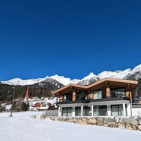 - 1 * Pettneu am Arlberg