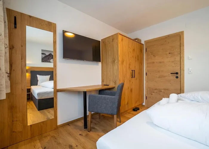 Pettneu Am Arlberg - 1 דירה *